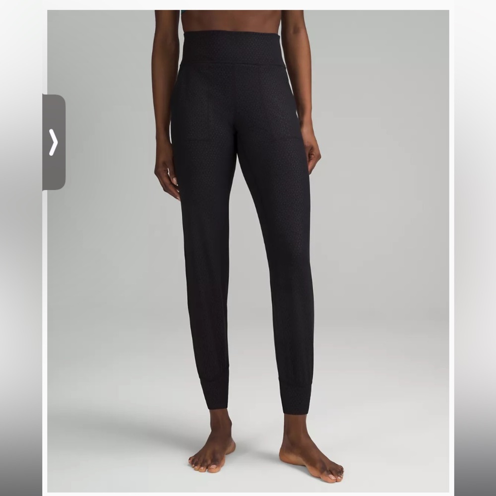 LuluLemon High Rise Align Joggers, size 4